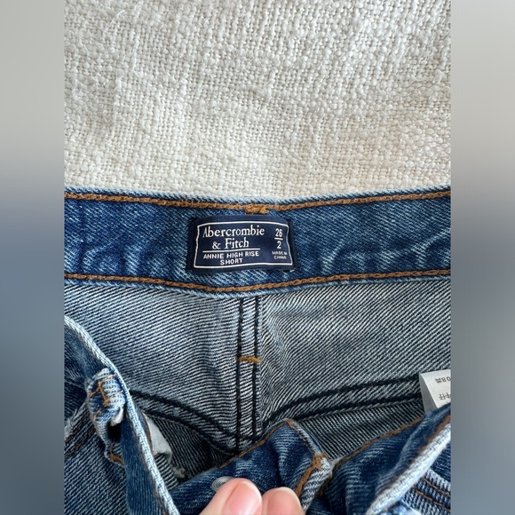 Annie high rise short - Picture 3 of 4